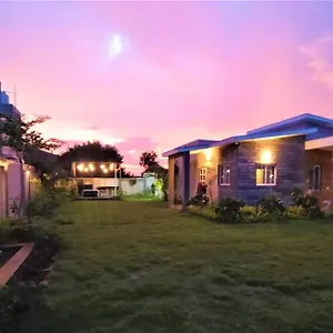Villa Nine Hill - 2bhk Private With Pool, Udaipur